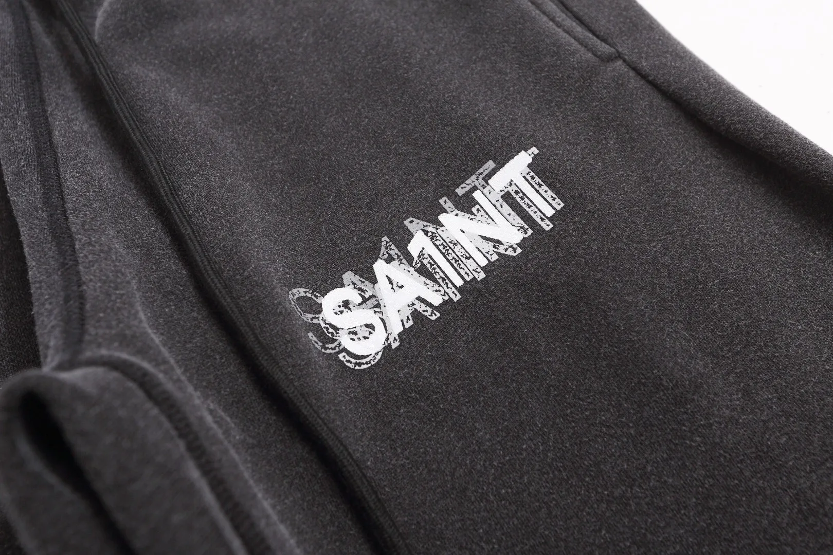 SAINT Michael drawstring elastic edge retro letter ghost print washed and distressed loose plus velvet leggings sweatpants style number: SM638 size: S-M-L-XL color: black price: P236